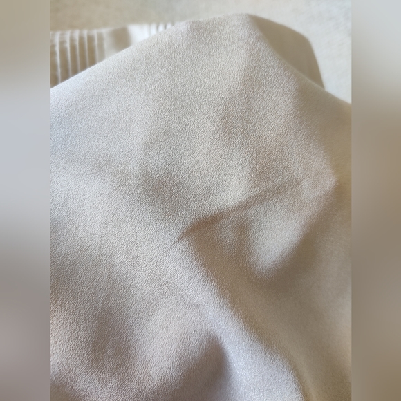 The Limited short sleeve top - Picture 8 of 9